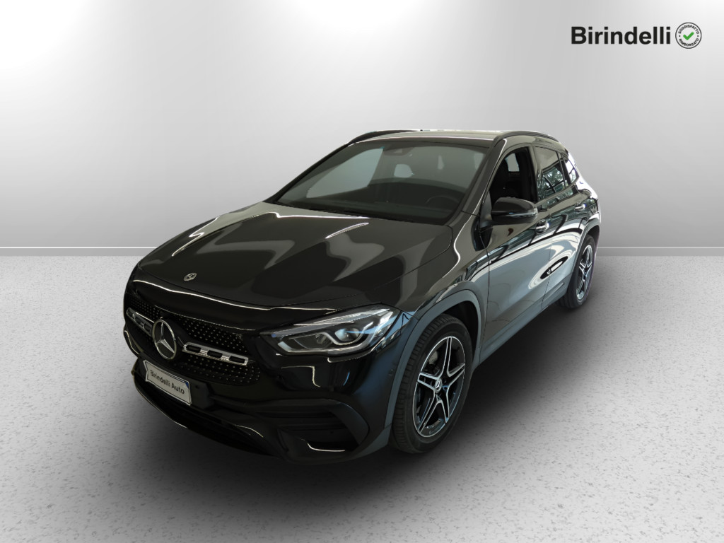 MERCEDES-BENZ GLA