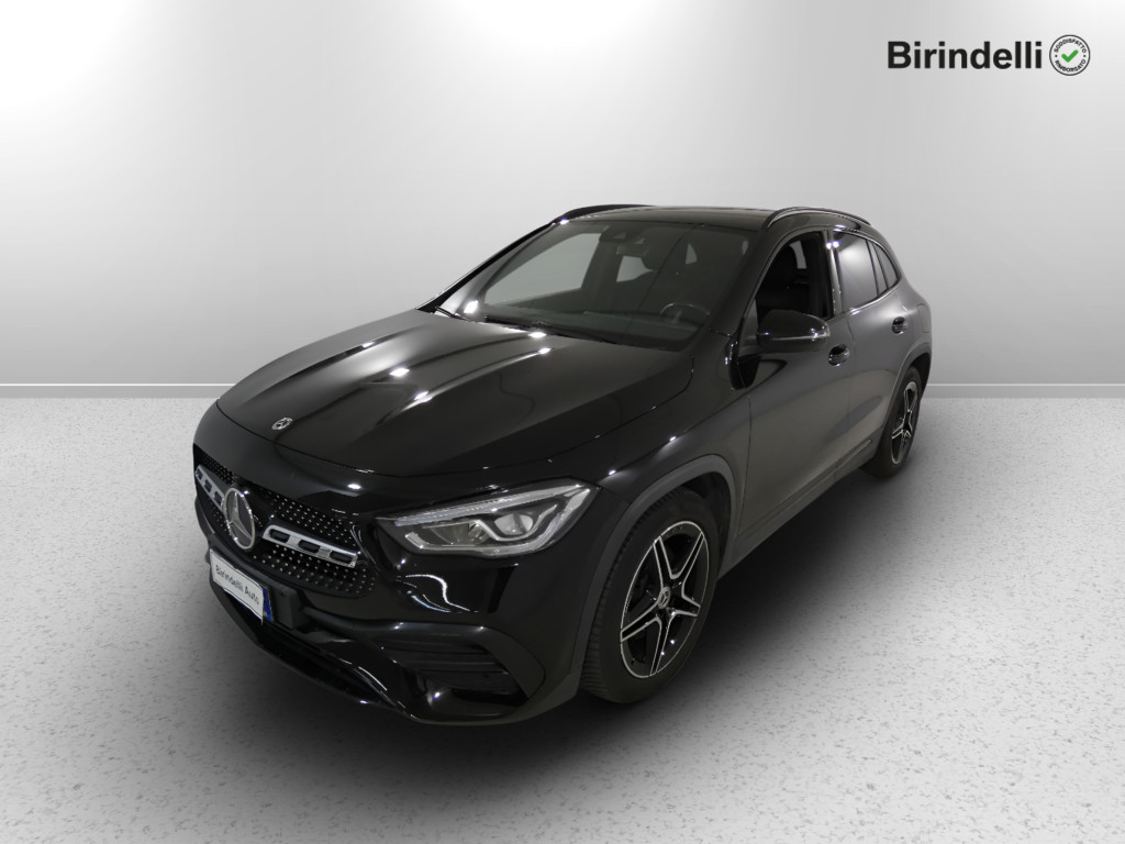 MERCEDES-BENZ GLA