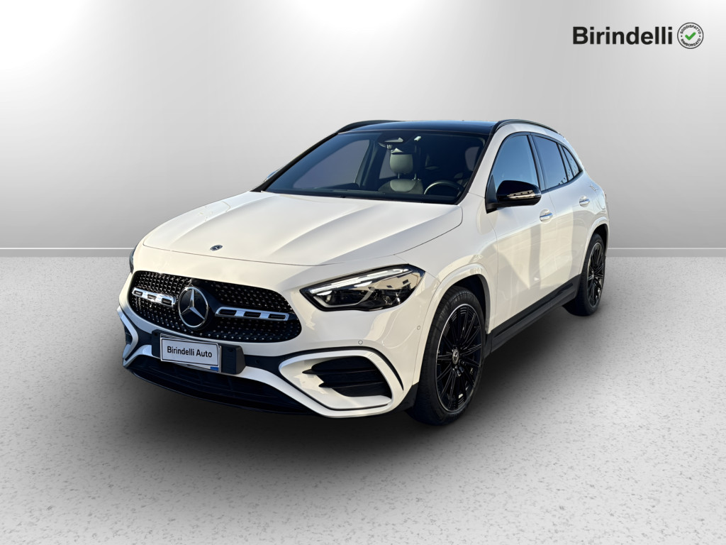 MERCEDES-BENZ GLA