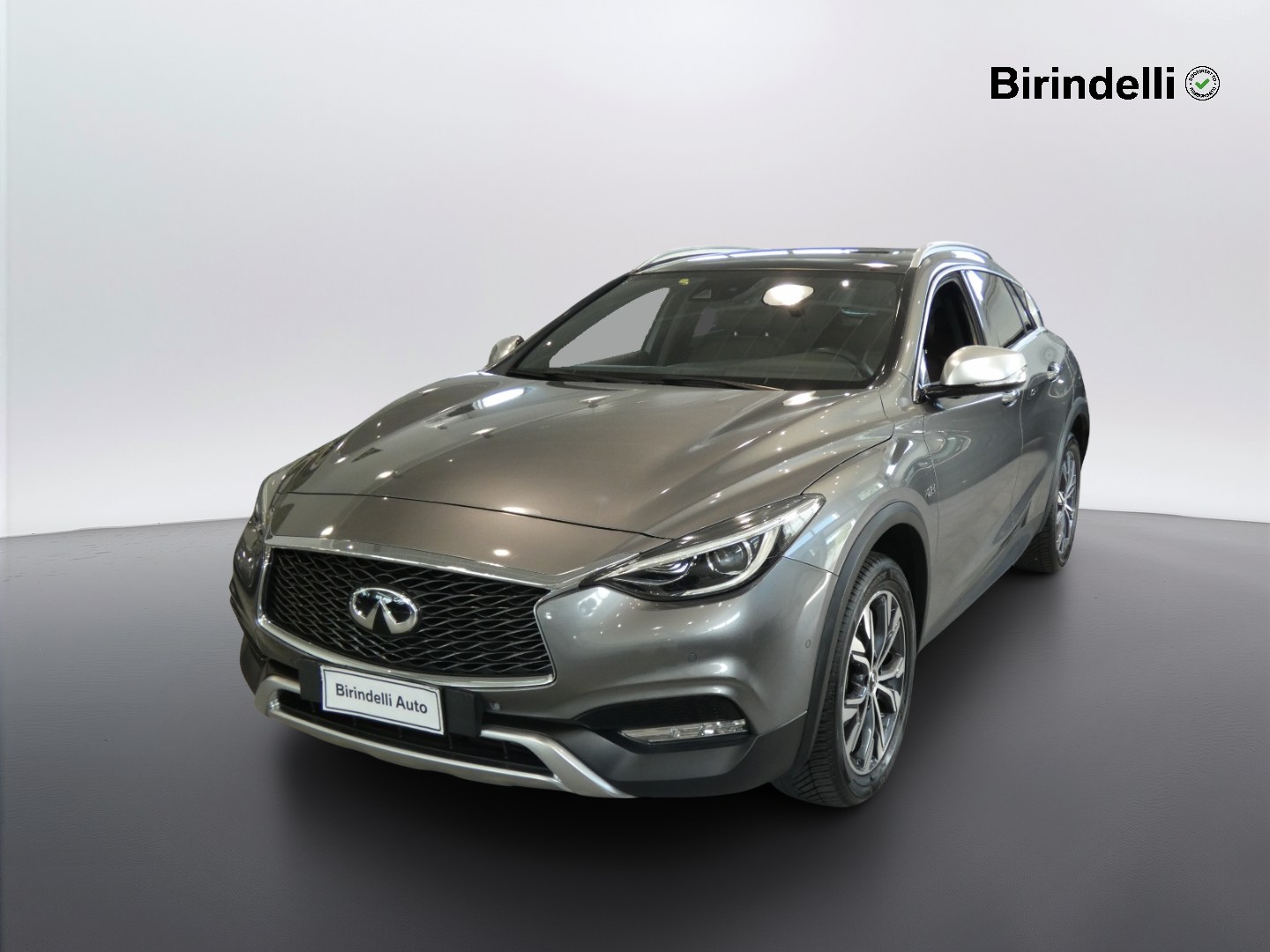 INFINITI QX30